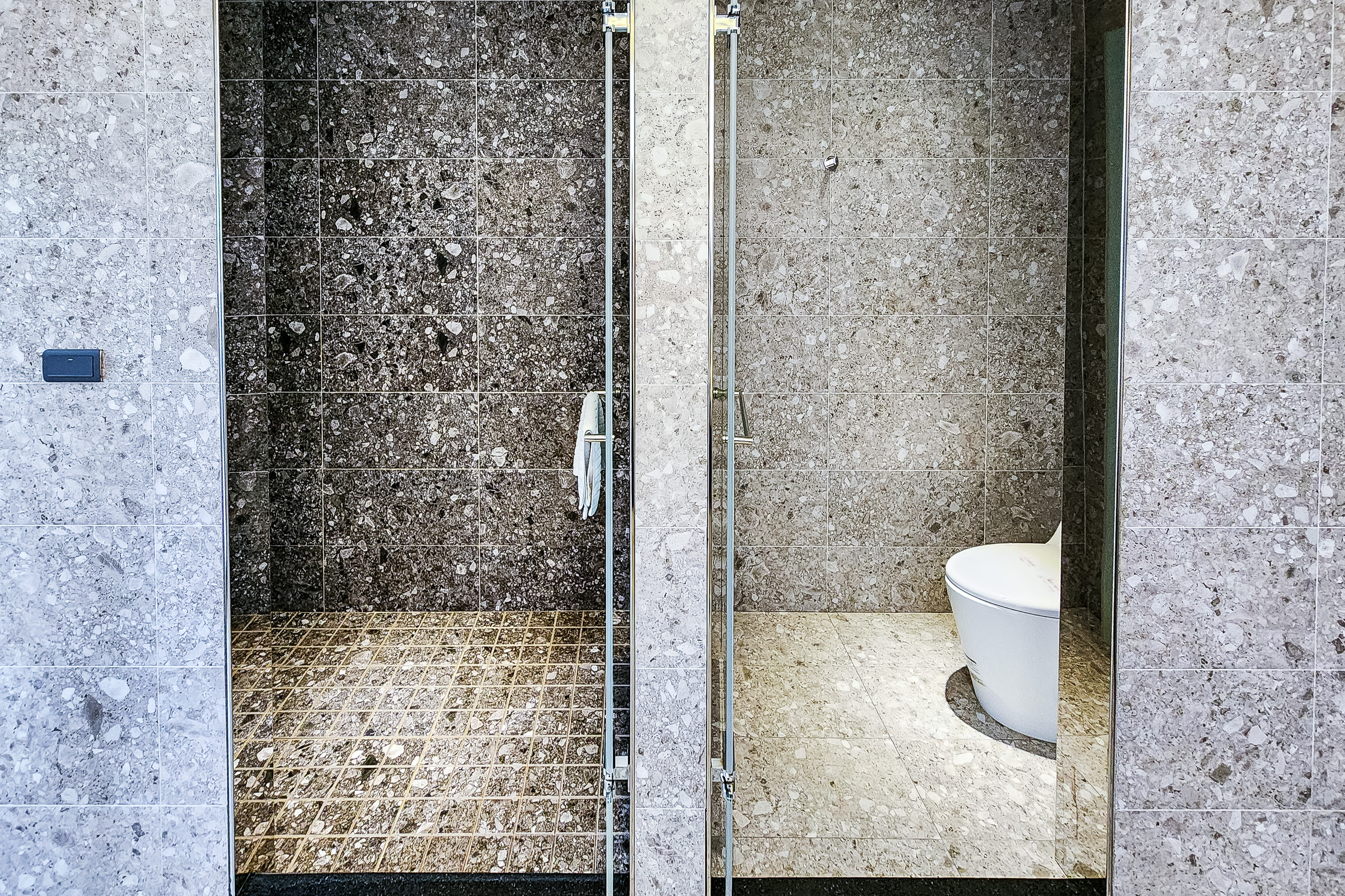 茶田關舍 貳館中的「茶月山景雙人房」客房 第6張照片