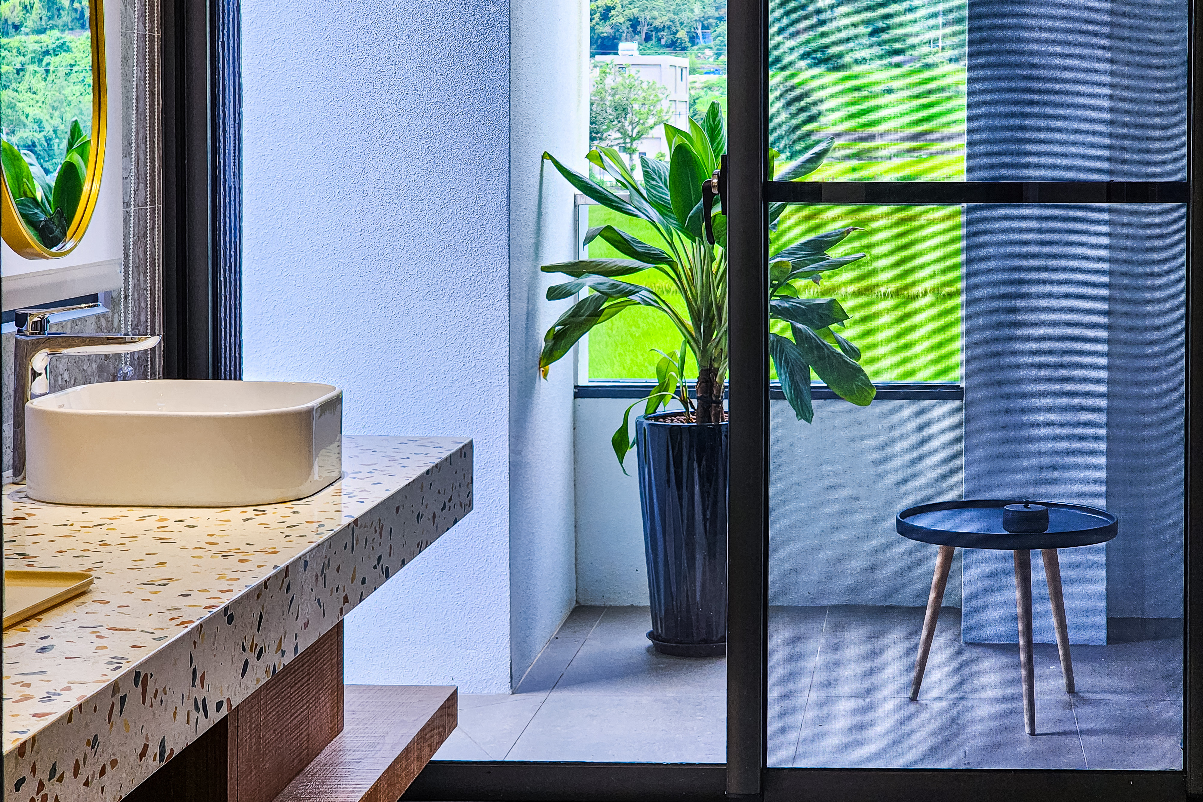 茶田關舍 貳館中的「茶月山景雙人房」客房 第6張照片